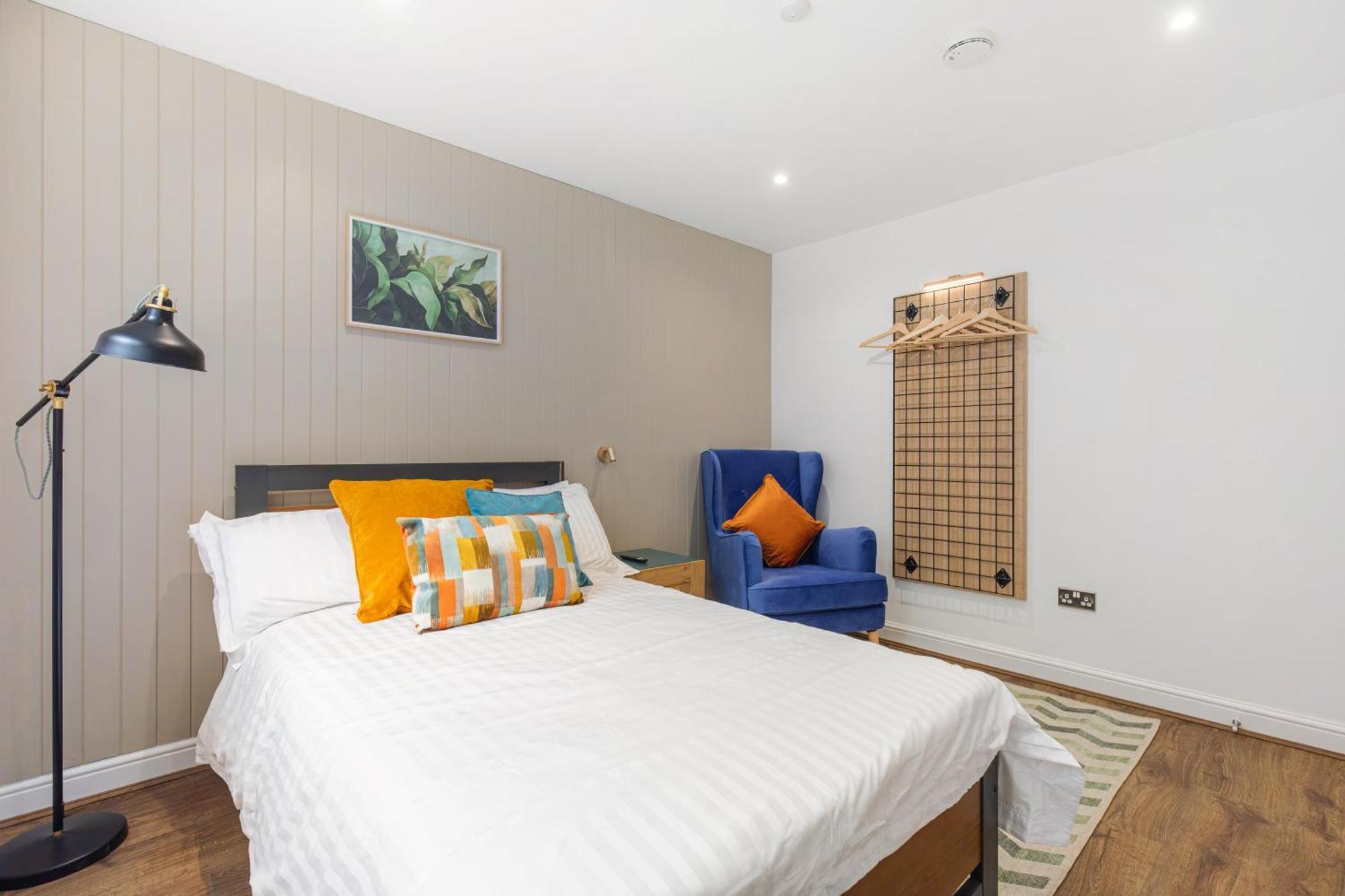 Chicstay Suites High Wycombe Extérieur photo